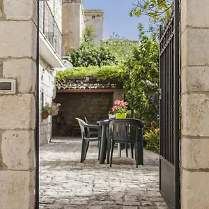 Il Giardino Dei Mandarini Bed and breakfast