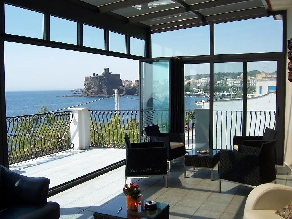 La Terrazza Bed & Breakfast Aci Castello