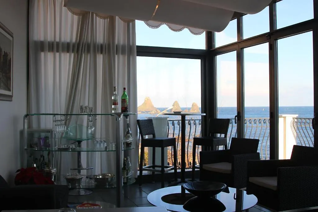 La Terrazza Bed & Breakfast Aci Castello